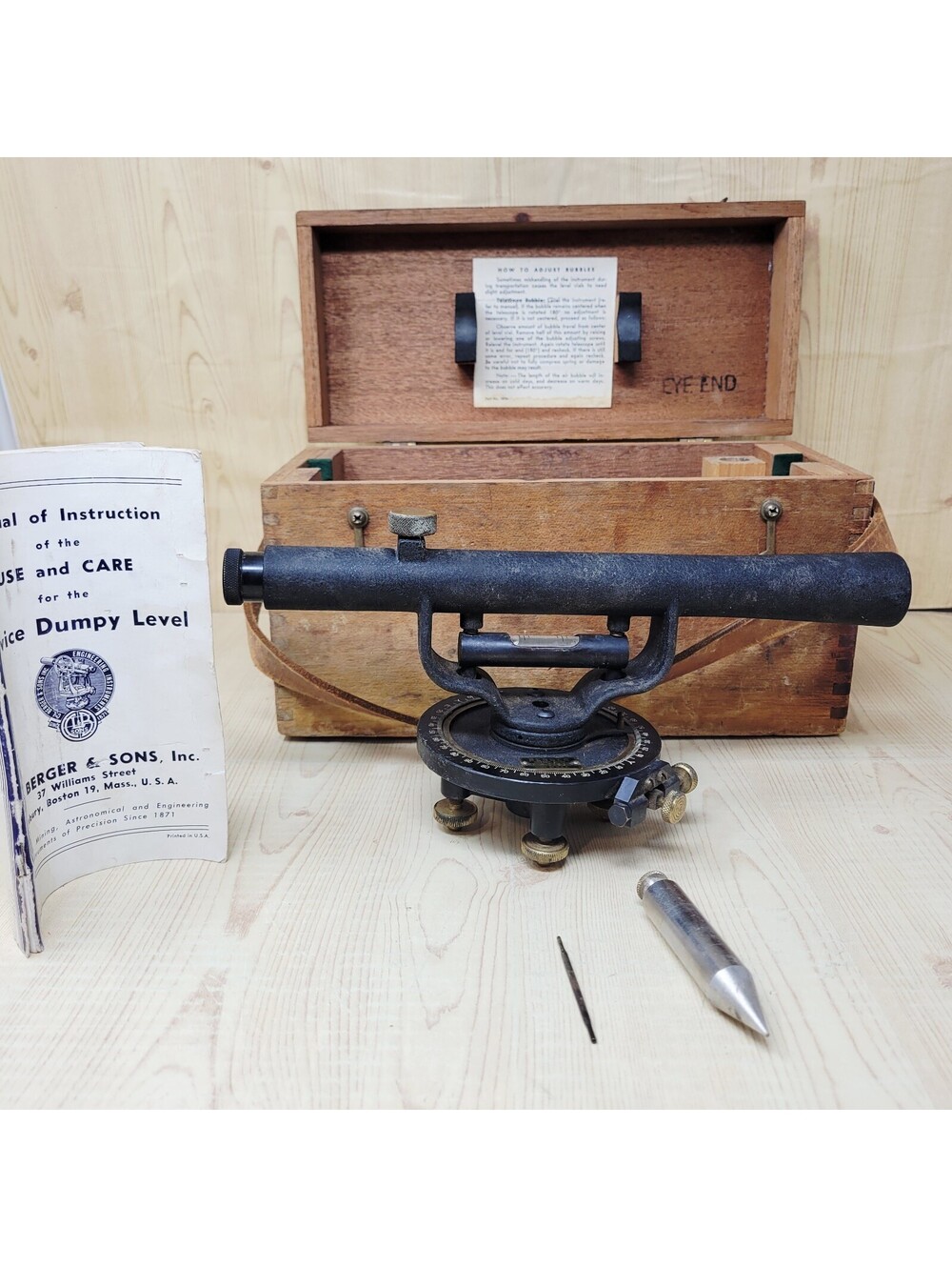 Vintage Berger Engineering Instruments Suvey Level with Wood Case